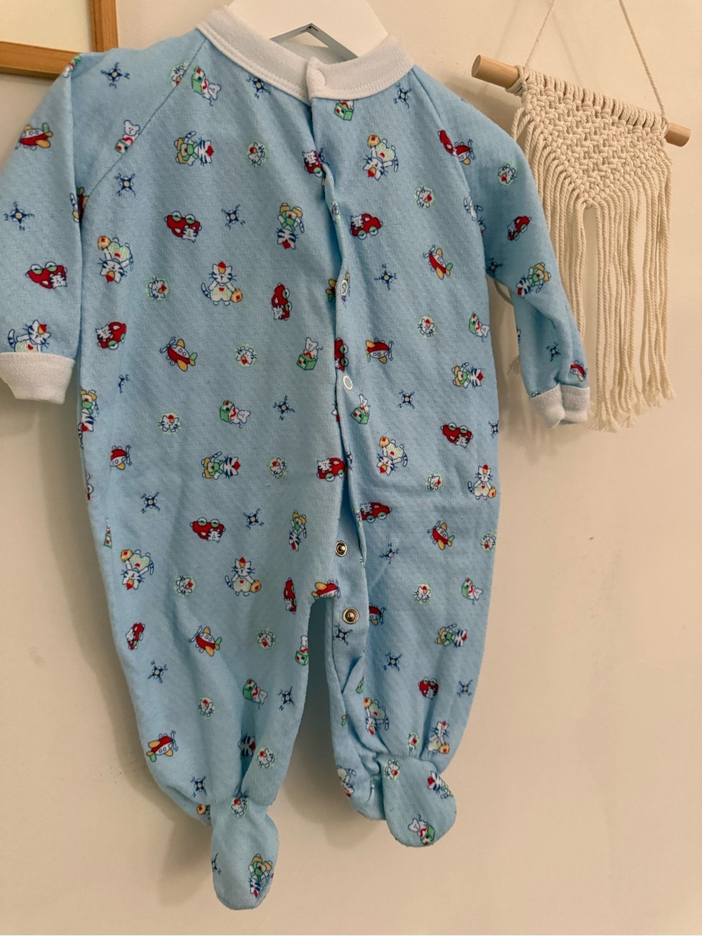 BabyGro - “large” - best for 12-24m bubble fit - vintage button jammies/footie